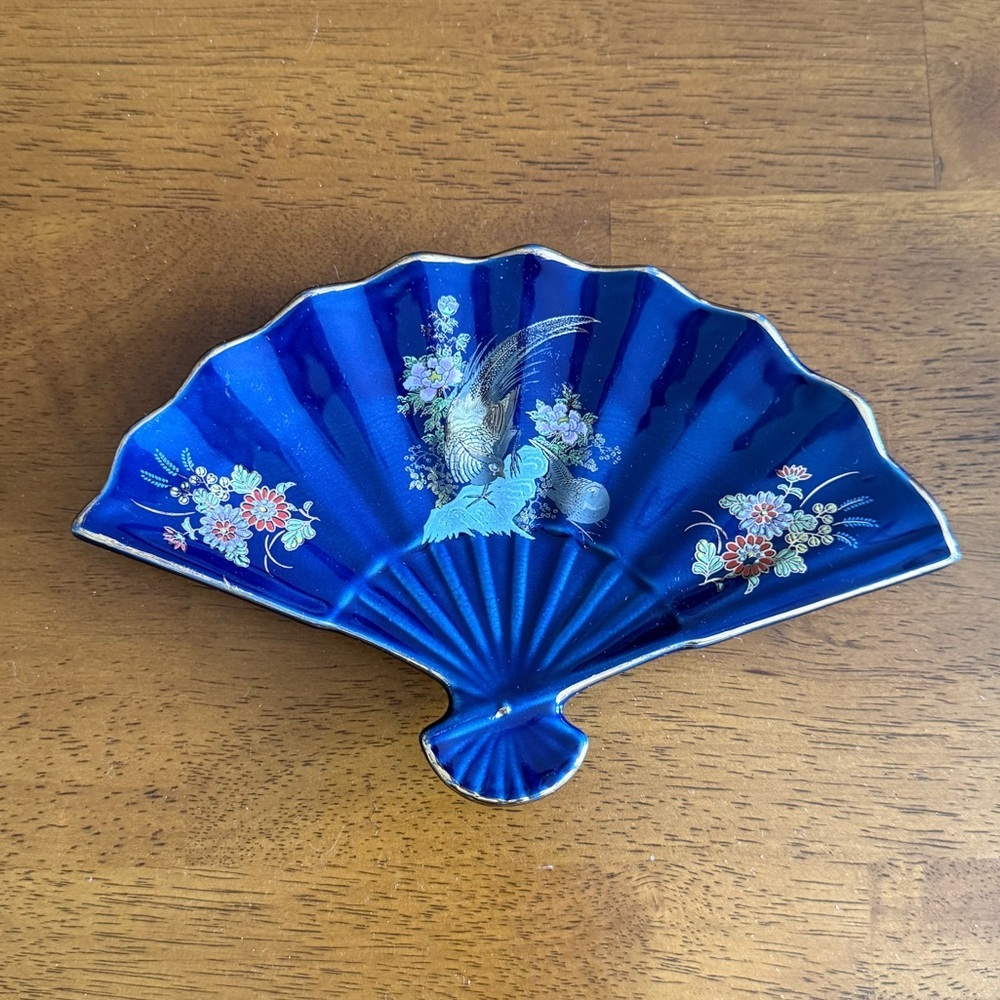Vintage Kutani Japan Cobalt Blue Floral Pheasant Porcelain Fan Trinket Dish - Picture 2 of 9